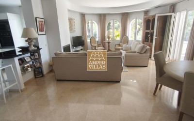 Charming and comfortable villa in Santa Clara.